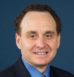 Dan Levy Photo